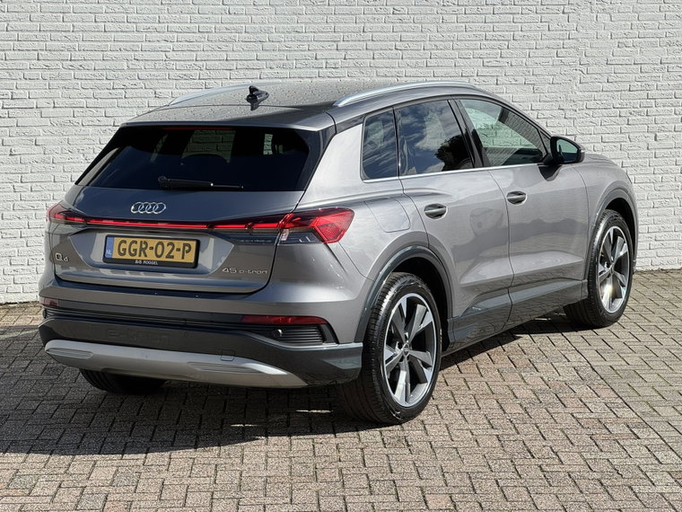 Vehicle Image 40