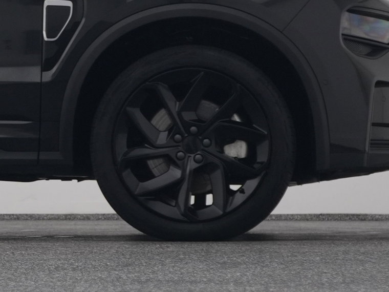Vehicle Image 42