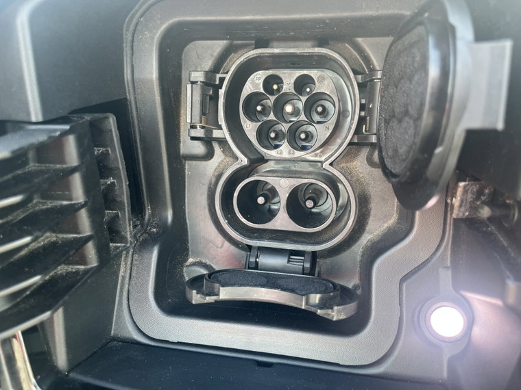 Vehicle Image 9
