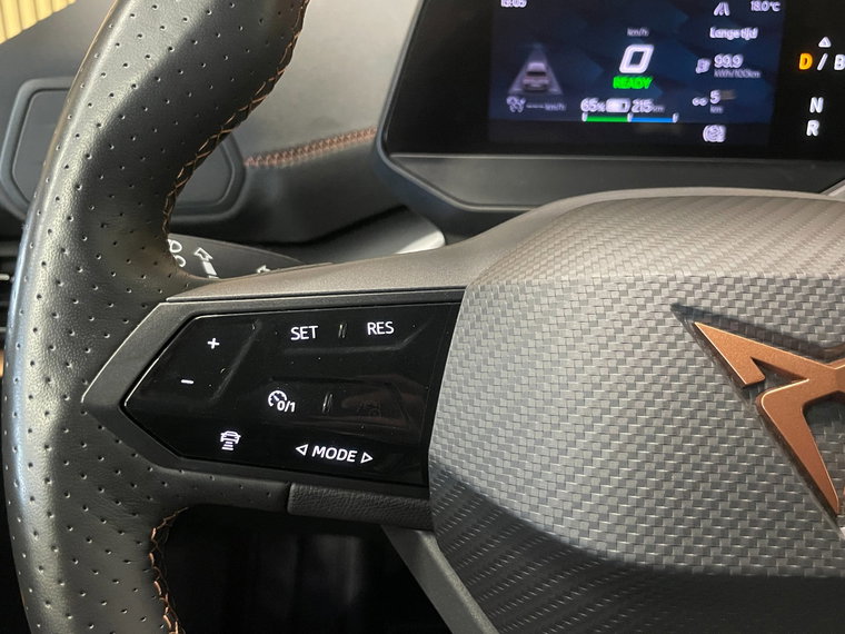 Vehicle Image 37
