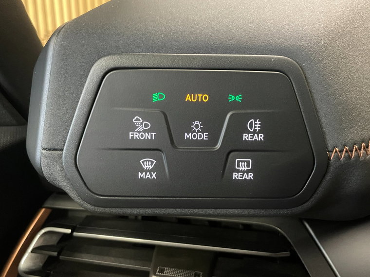 Vehicle Image 47
