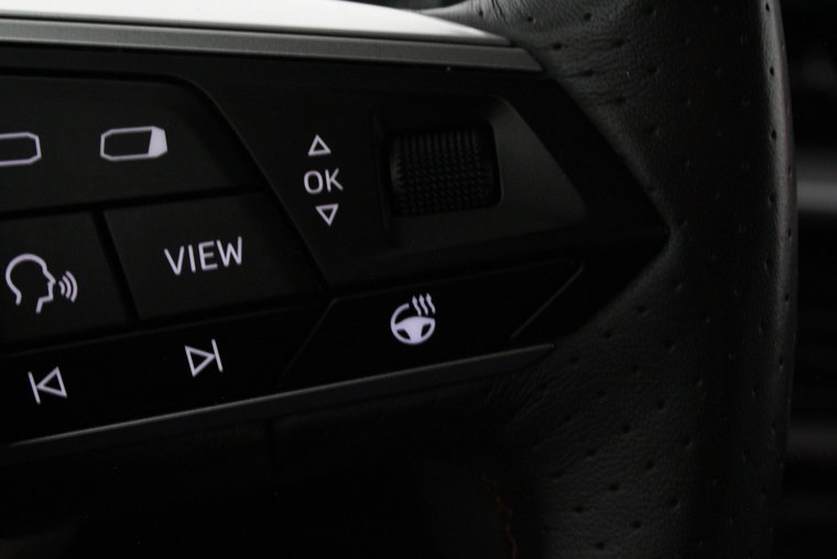 Vehicle Image 27