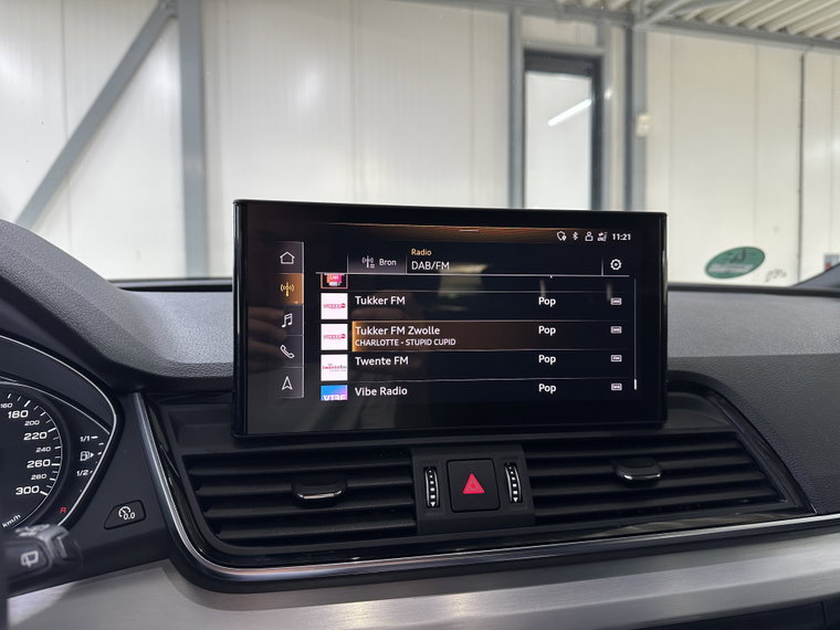 Vehicle Image 20