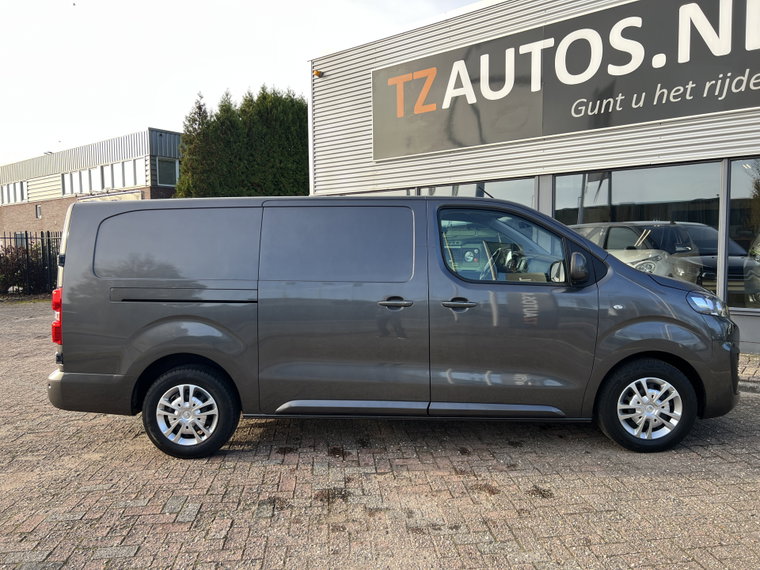 Vehicle Image 28