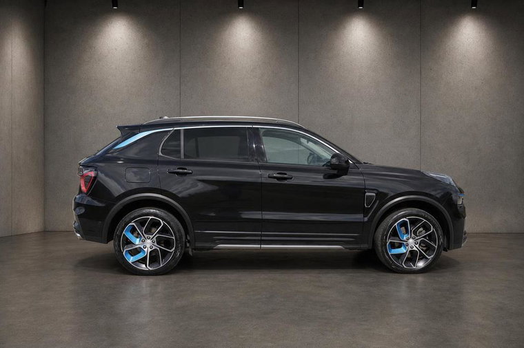Vehicle Image 14