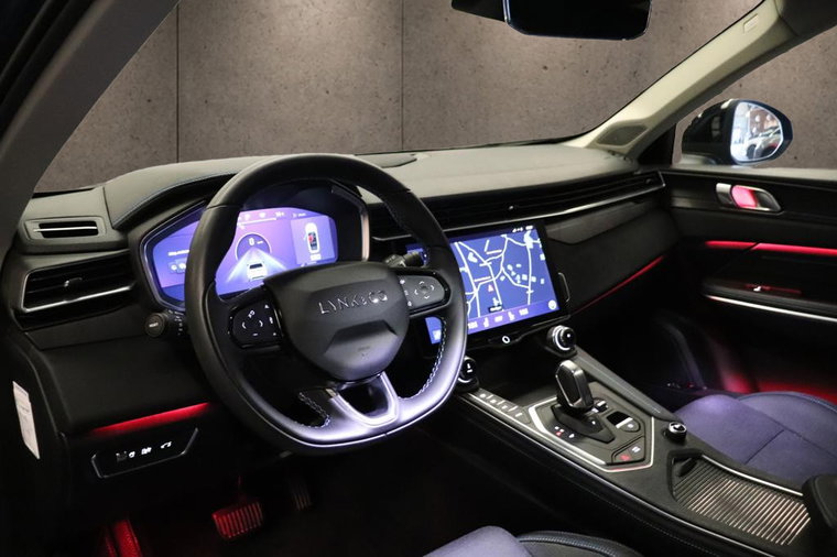 Vehicle Image 36
