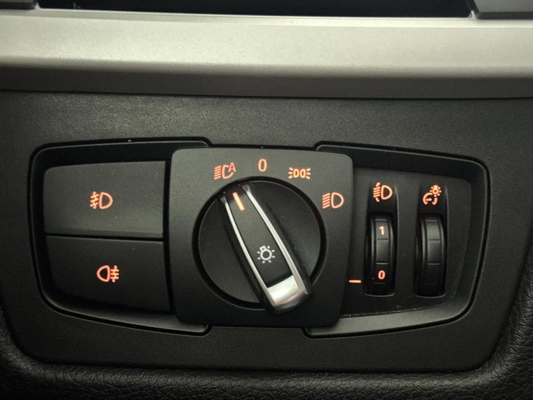 Vehicle Image 33