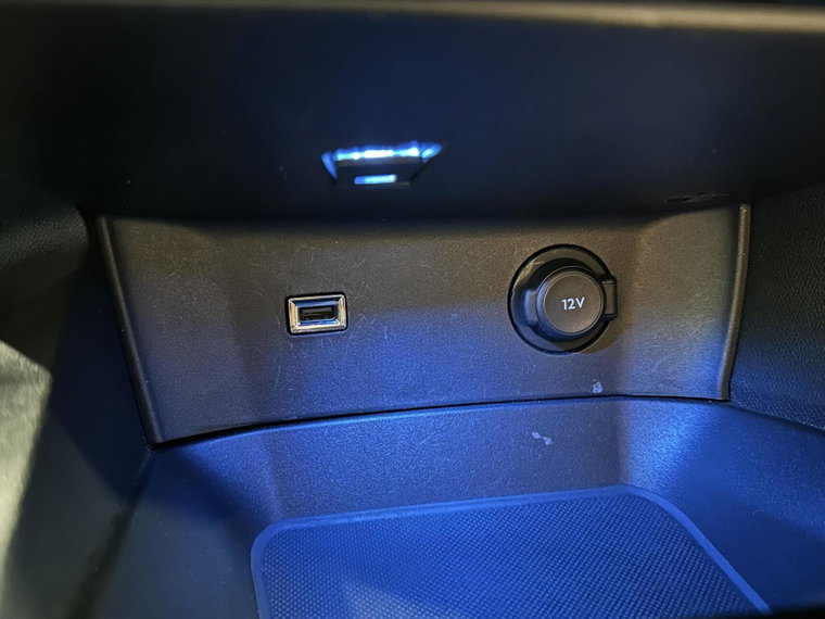 Vehicle Image 38