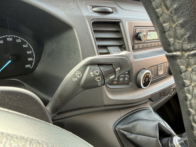 Vehicle Image 24