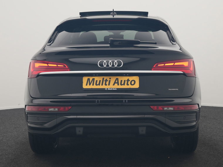 Vehicle Image 17