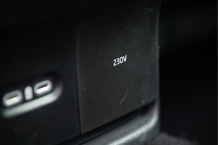 Vehicle Image 38