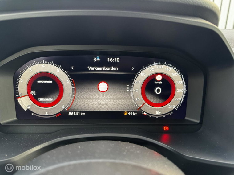 Vehicle Image 40