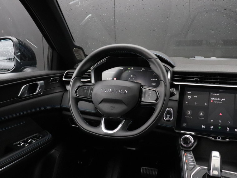 Vehicle Image 26