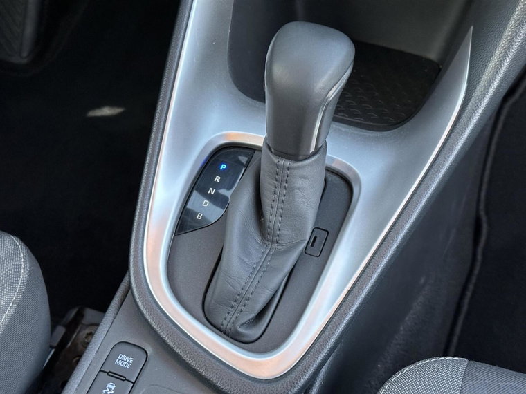 Vehicle Image 24
