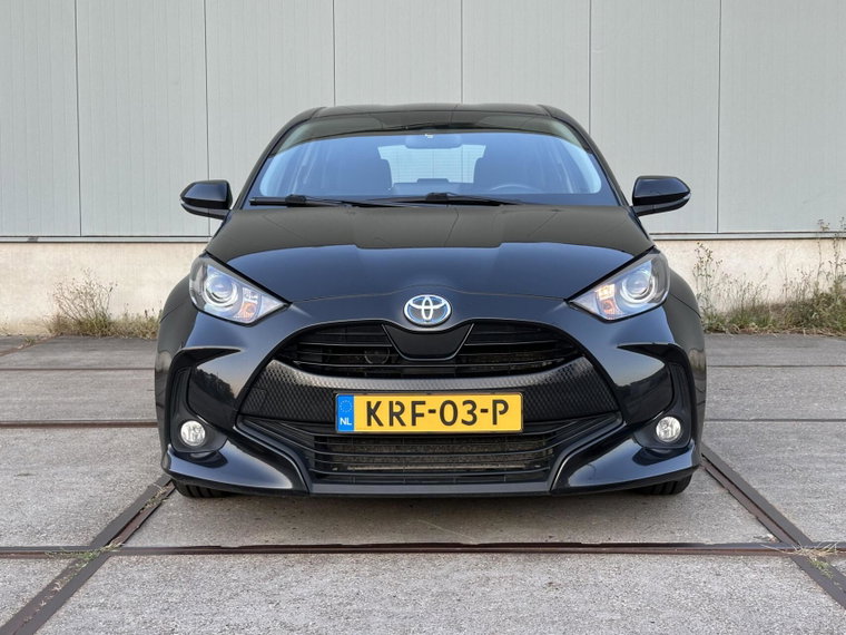 Vehicle Image 8