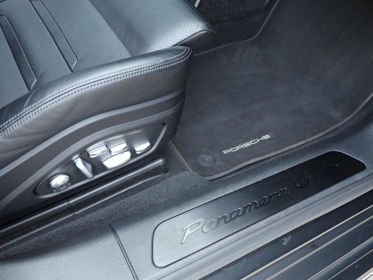 Vehicle Image 50