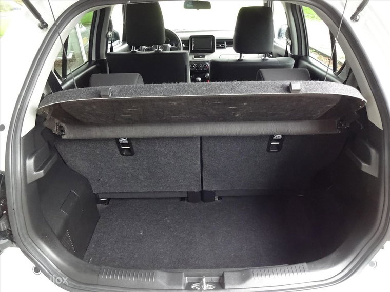 Vehicle Image 17
