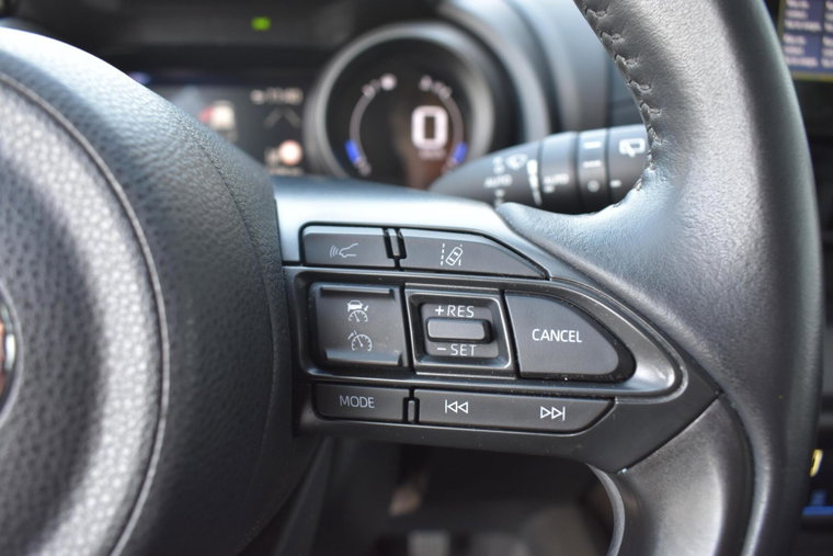 Vehicle Image 16