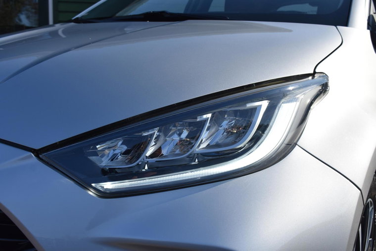 Vehicle Image 7