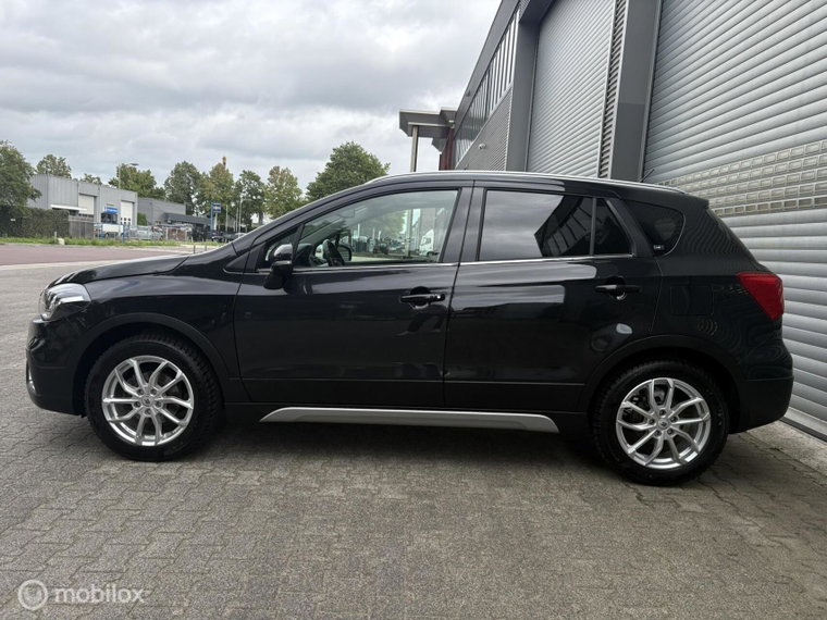 Vehicle Image 11