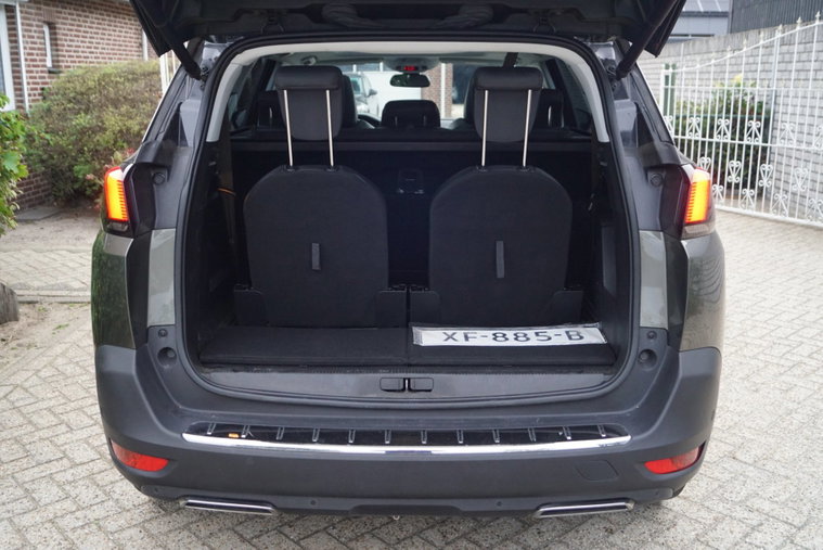 Vehicle Image 36