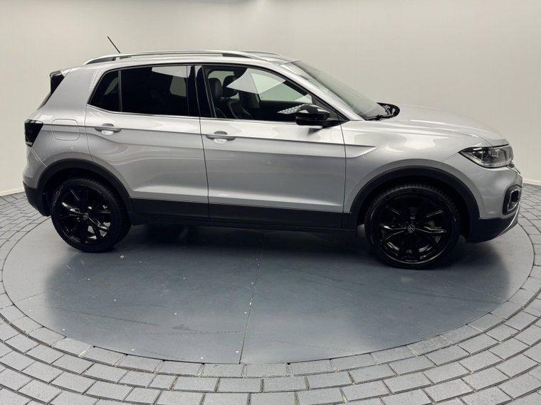 Vehicle Image 26