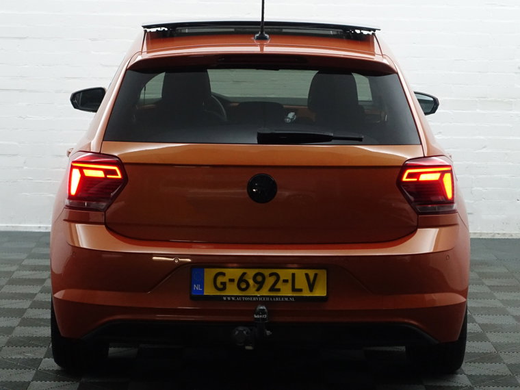 Vehicle Image 32