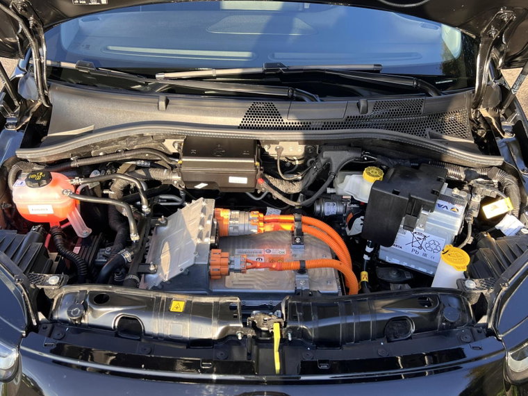 Vehicle Image 22