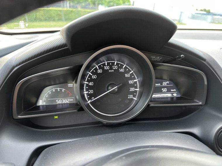 Vehicle Image 17