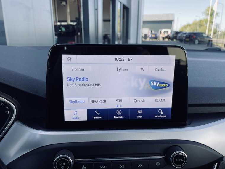 Vehicle Image 21