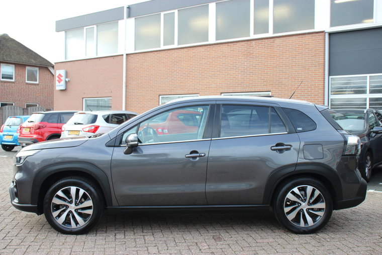 Vehicle Image 4