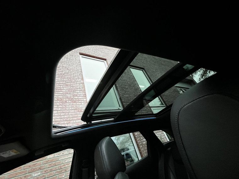 Vehicle Image 39