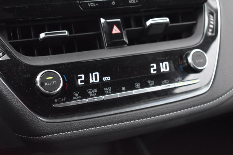 Vehicle Image 18