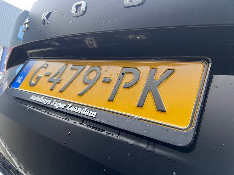 Vehicle Image 35