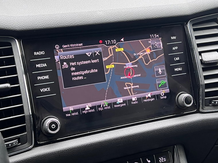 Vehicle Image 38