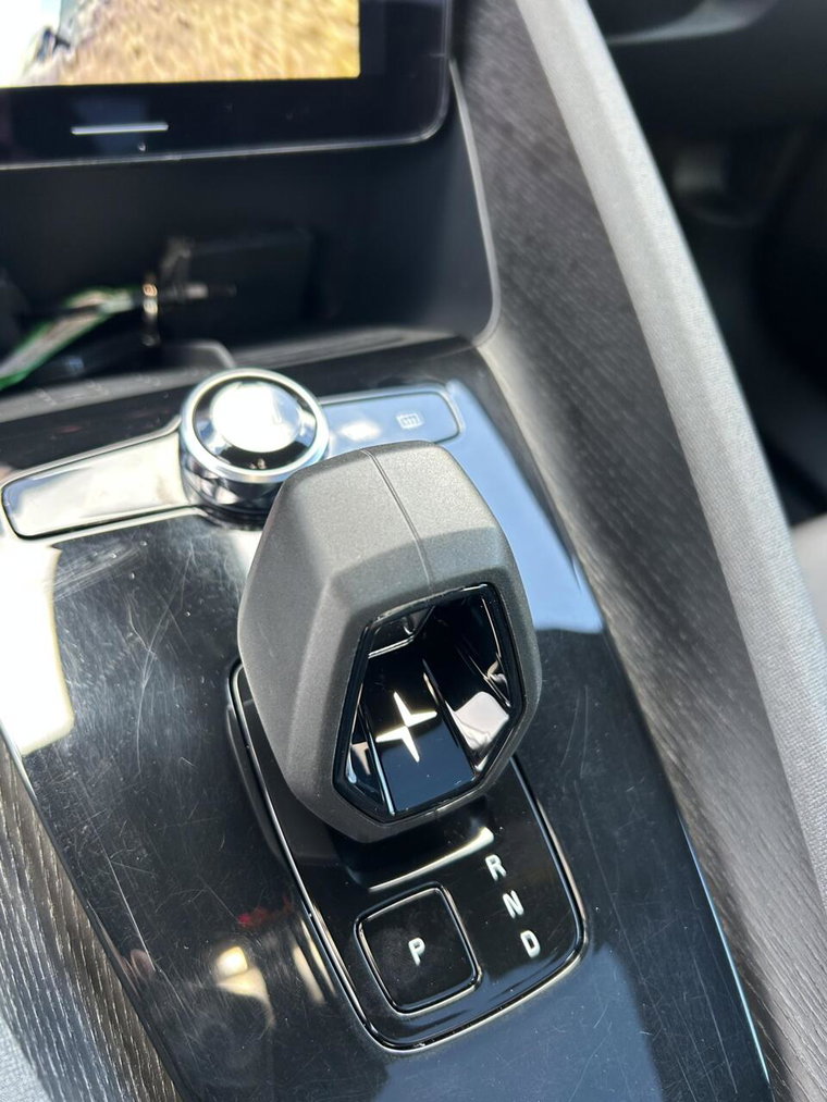 Vehicle Image 33