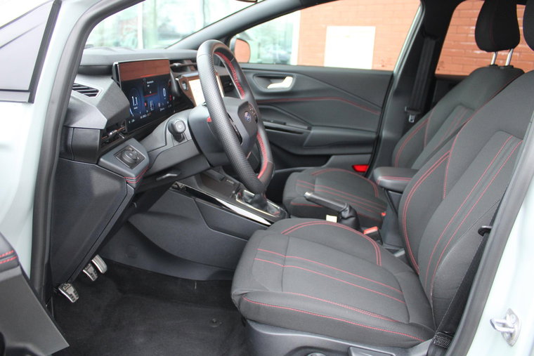Vehicle Image 8