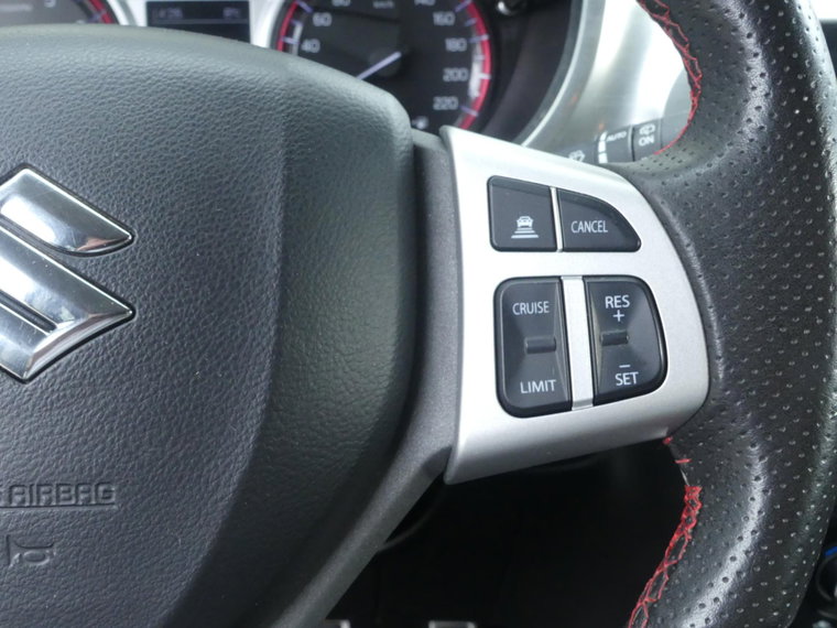 Vehicle Image 22