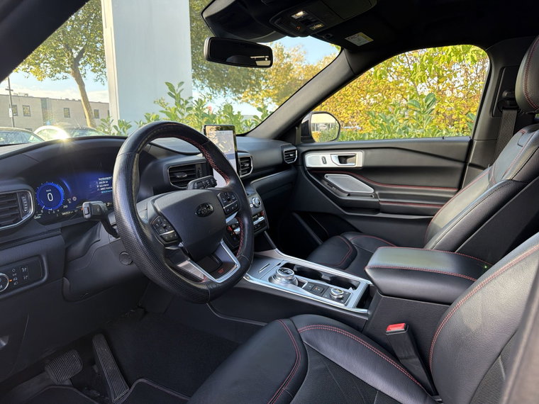 Vehicle Image 30