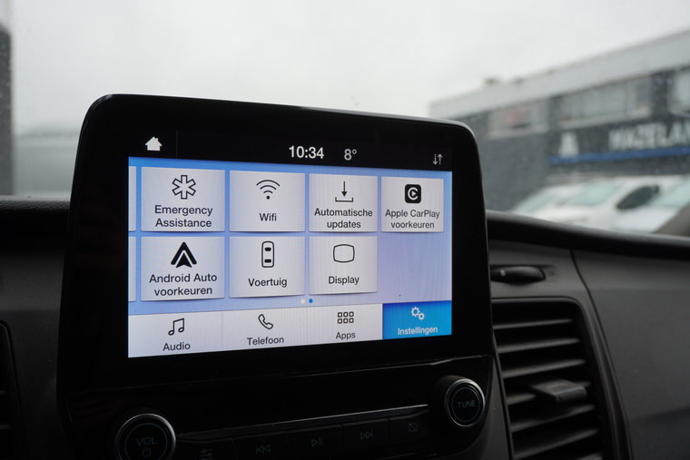 Vehicle Image 14