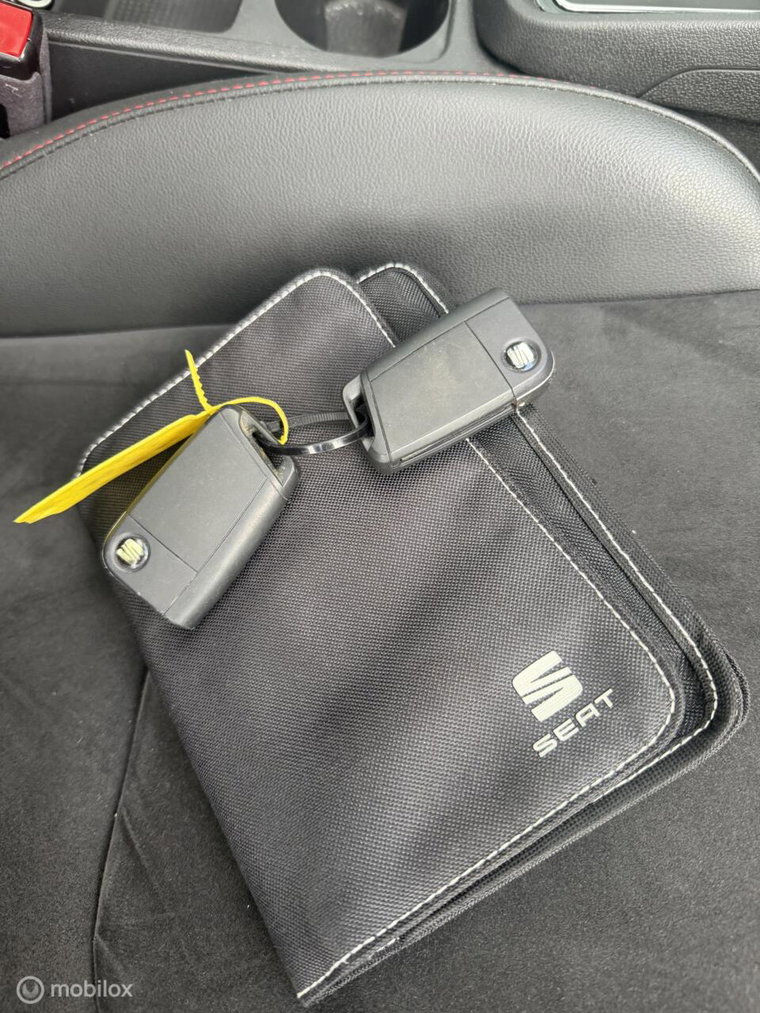 Vehicle Image 26