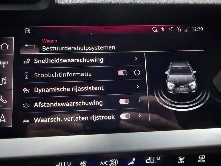Vehicle Image 39