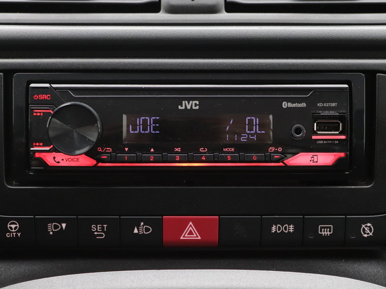 Vehicle Image 18