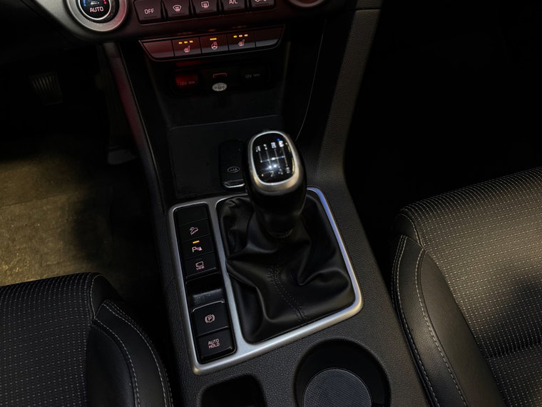 Vehicle Image 33