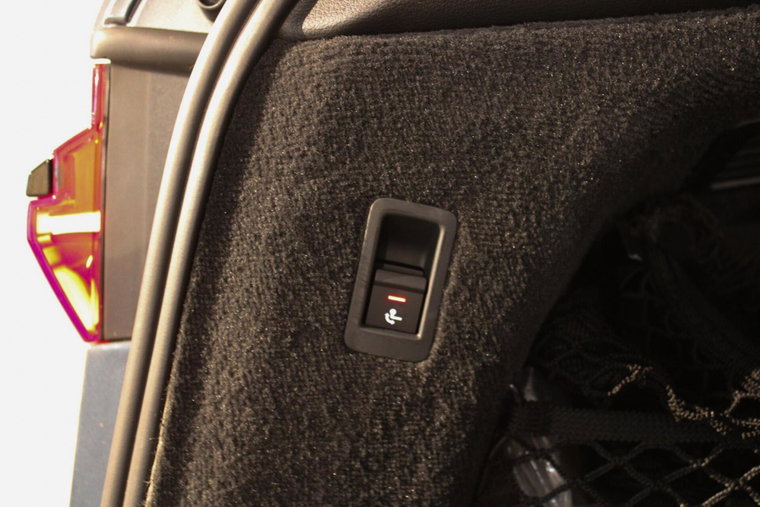 Vehicle Image 35