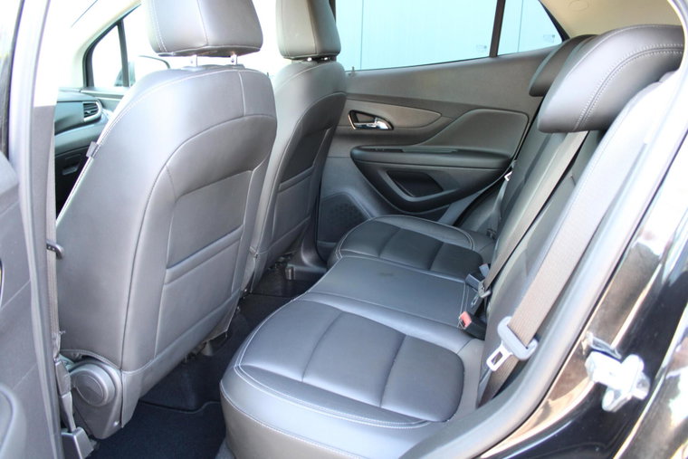 Vehicle Image 12