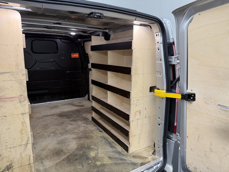 Vehicle Image 30