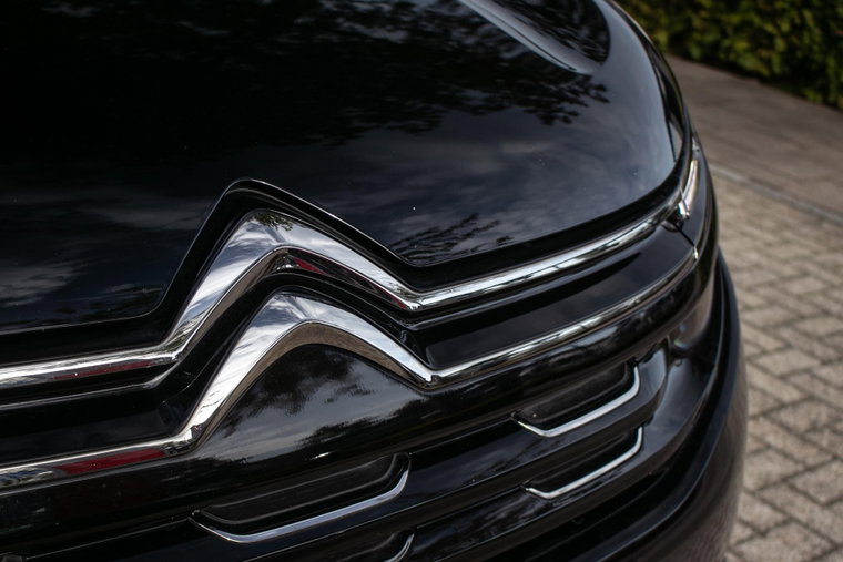 Vehicle Image 30