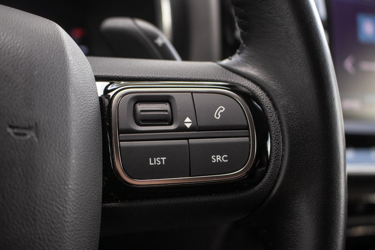 Vehicle Image 38