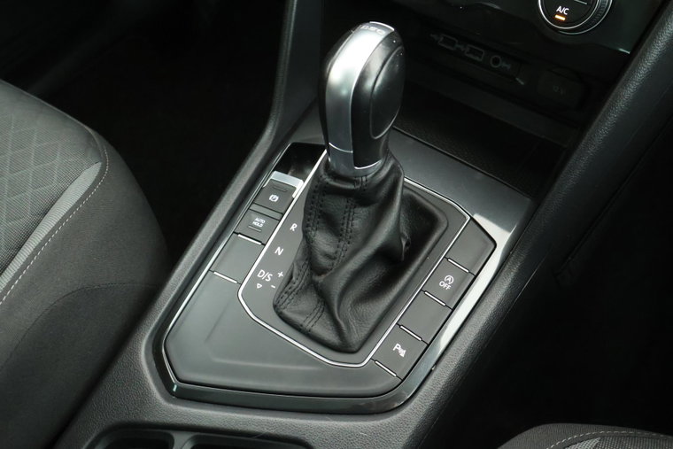 Vehicle Image 34